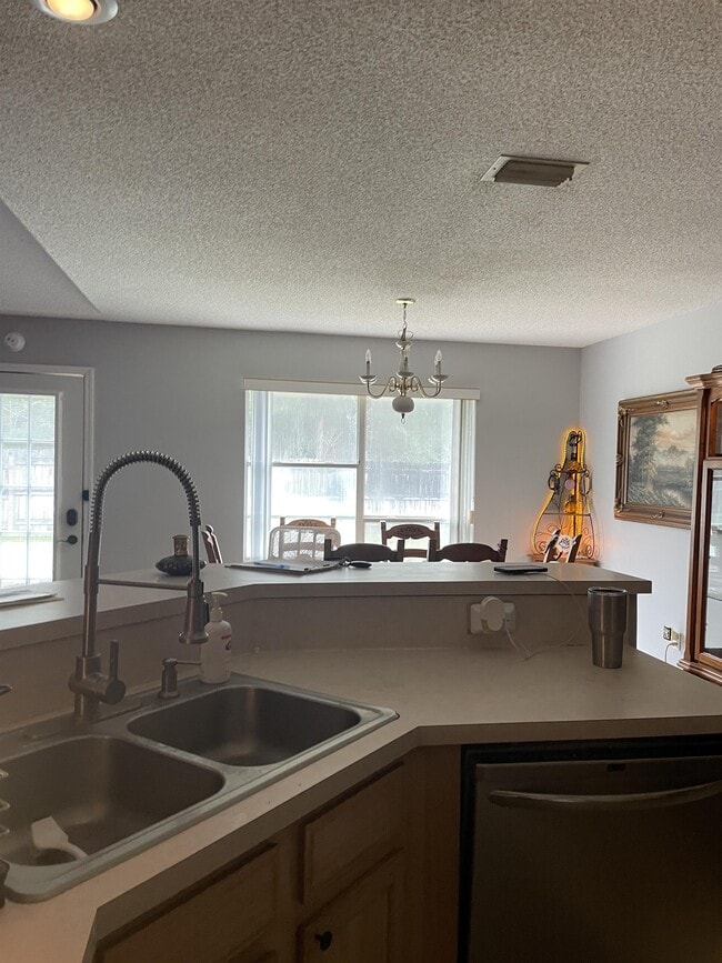 Photo - 2381 Hilton Dr