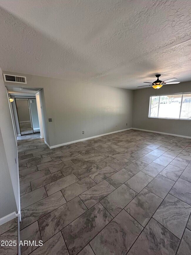 Photo - 4012 E Nisbet Rd