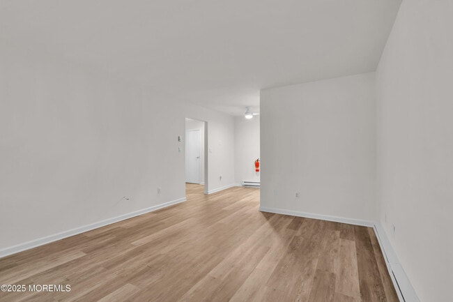 Photo - 300 7th Ave Unit 3