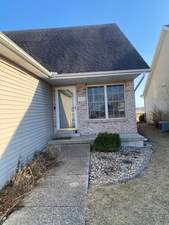 Photo - 1835 Marina Dr