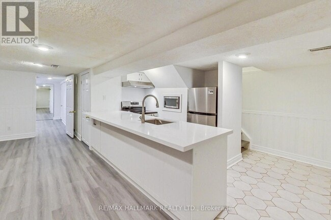 Photo - 40 Tiago Ave