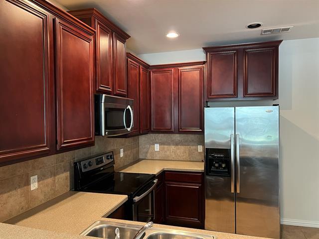 Photo - 3060 Peyton Brook Dr