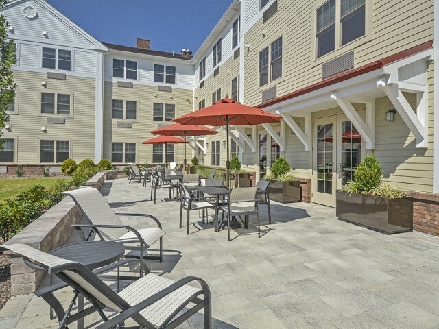 Photo - Meadow Green Apartments