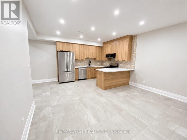 Photo - 58 Aura Lea Blvd