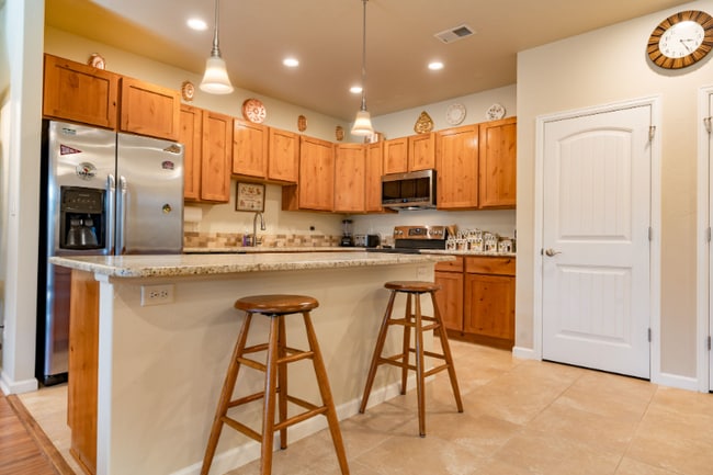 Photo - 585 Rio Grande Dr