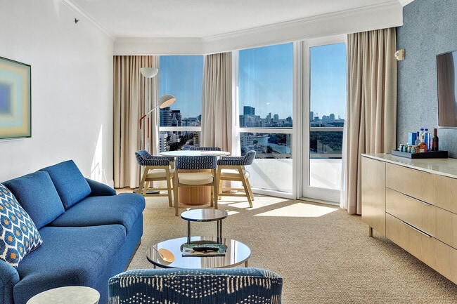 Building Photo - 4391 Collins Ave Unit SI ID1540431P