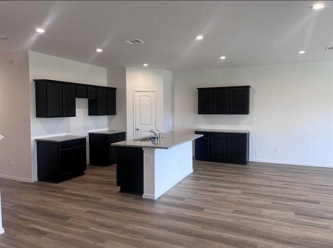 Photo - 15130 Pr Ml Dr