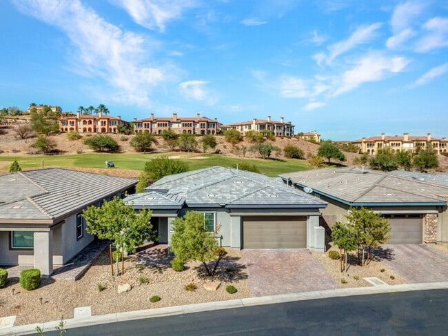 Photo - Immaculate 2600 sq. ft. single story 2 bed...