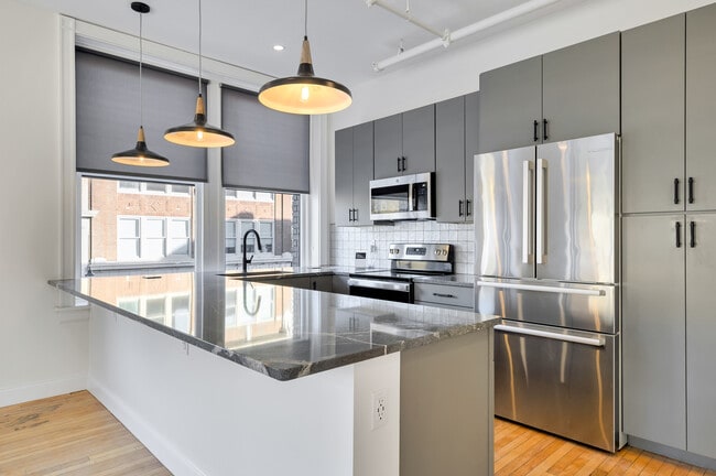 Building Photo - 27 State St Unit 501 Rental