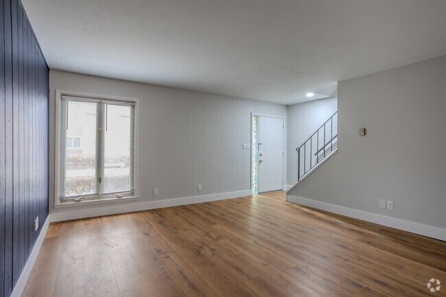 2HAB, 1.5BA - 1,044&nbsp;ft² - Wyndanwood Apartments
