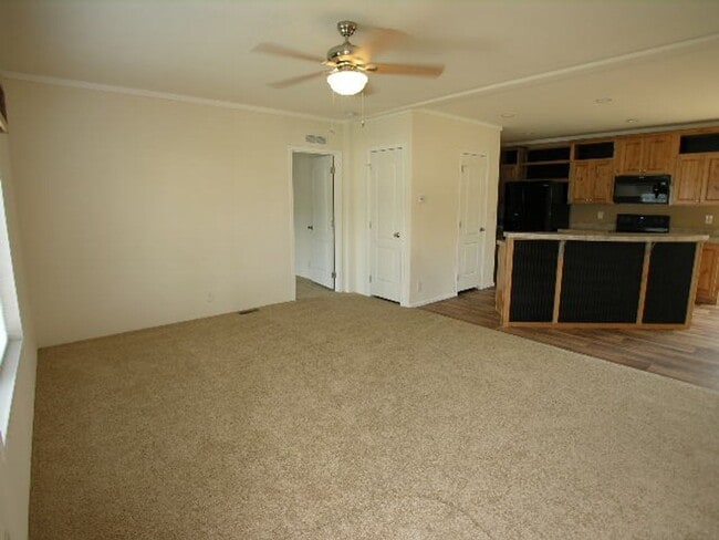 Photo - 3bd/2 bath mobile home available 10/10