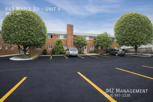 Photo - 649 W Maple Rd Unit 4