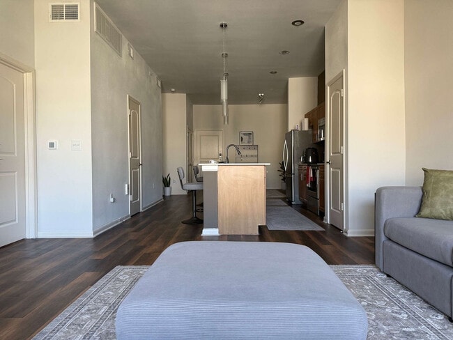 Photo - 11600 Century Oaks Terrace Unit SI ID1609009P