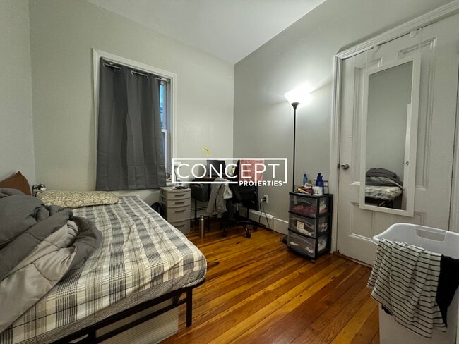 Photo - 314 Centre St Unit 2B