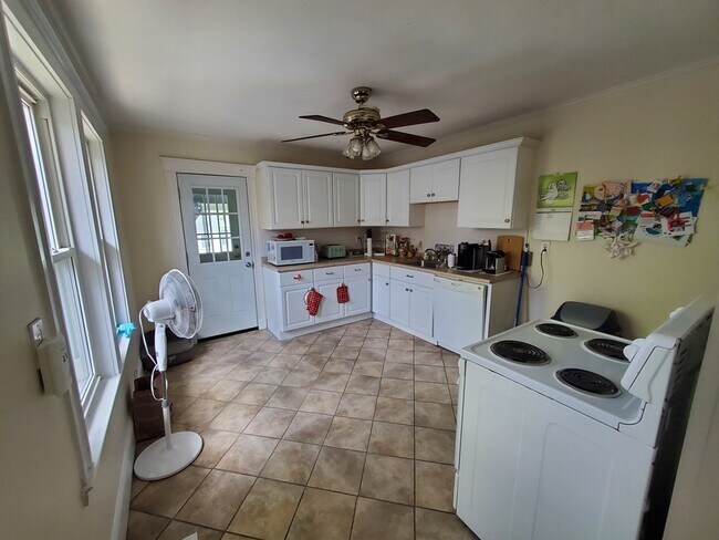 162 Beech St Unidad 2