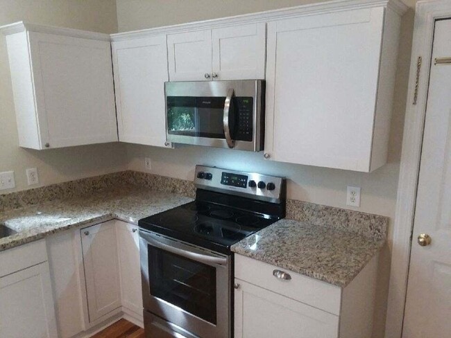 Photo - 1817 Misty Hollow Ln