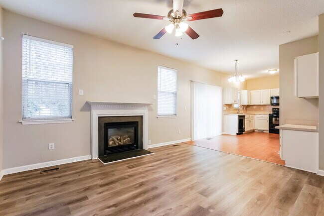 Photo - 112 Norrostown Pl