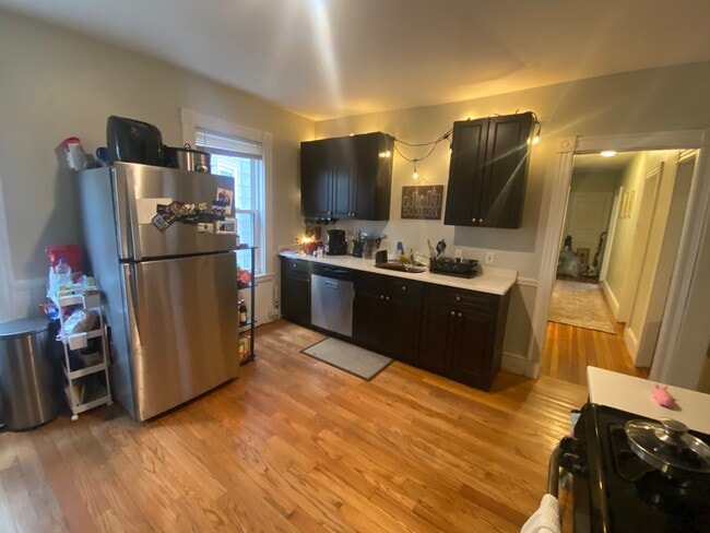 Photo - 10 Taft St Apartments Unit #3