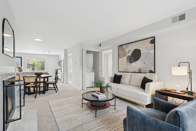 Building Photo - ReNew Poplar Creek