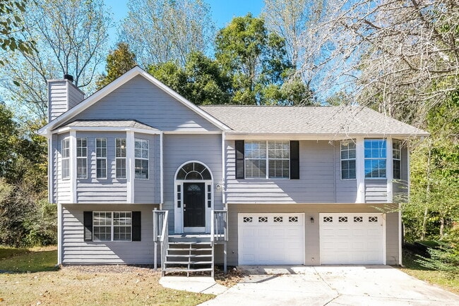 Building Photo - 1030 Sycamore Summit