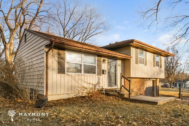 Photo - 8200 NE 51st St