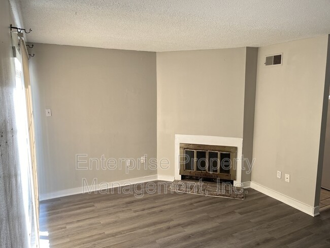 Photo - 1355 Garden Rd