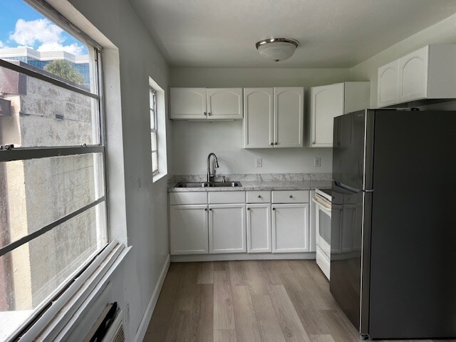 Photo - 1225 E New Haven Ave Apartment Unit 3