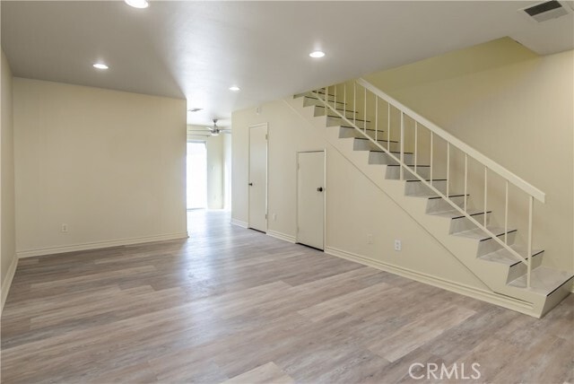 Photo - 19216 Hamlin St