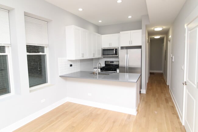 Photo - 1411 W Taylor St Unit 2F