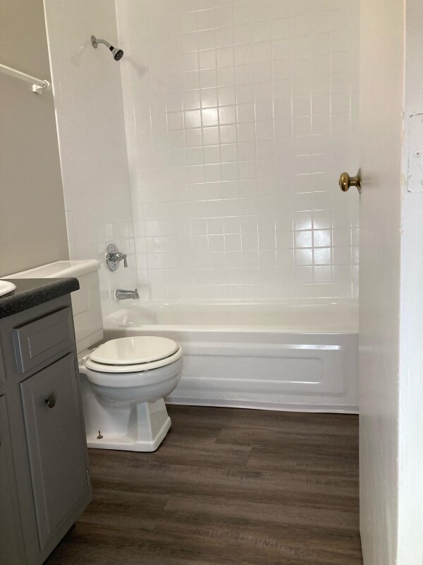 Photo - 530 N Union St