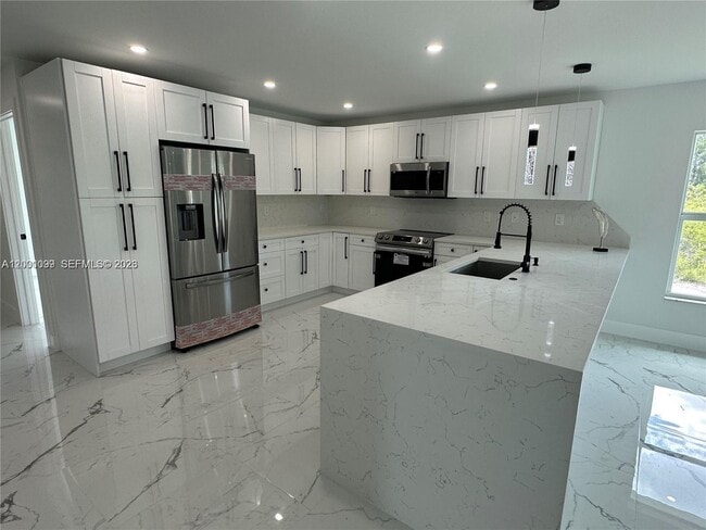 Photo - 1125 Milwaukee Blvd