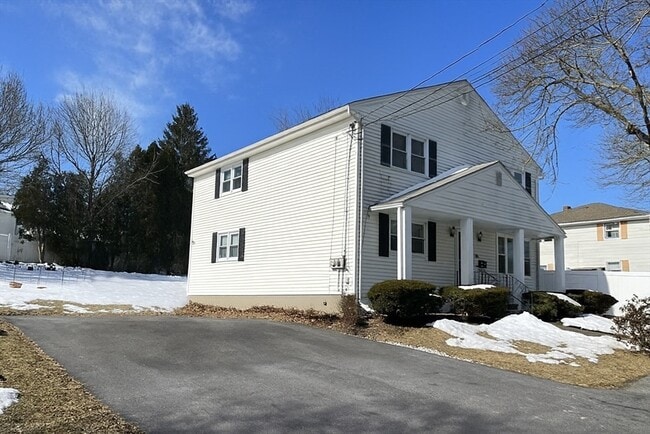 Building Photo - 55 Wedgewood Rd Unit 2