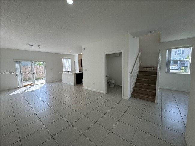 Photo - 1110 SE 27th Terrace