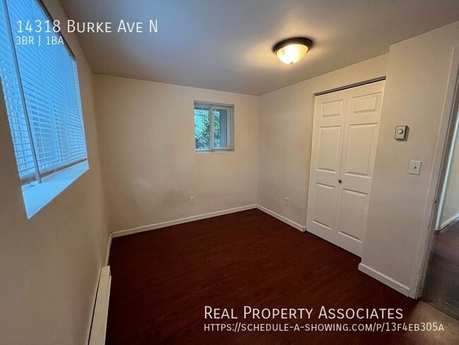 Photo - 14318 Burke Ave N