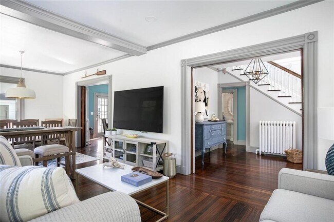 Photo - 169 Ruggles Ave