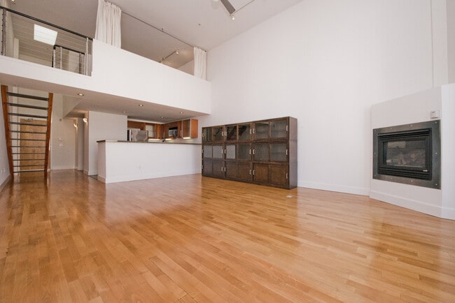 Photo - 200 Townsend St Unit 37