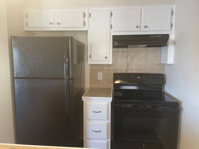 Photo - 1407 Glen Oaks Ct Unit 1407-2