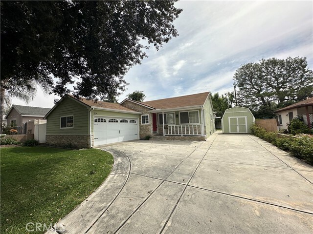 Photo - 472 Geneva Ave