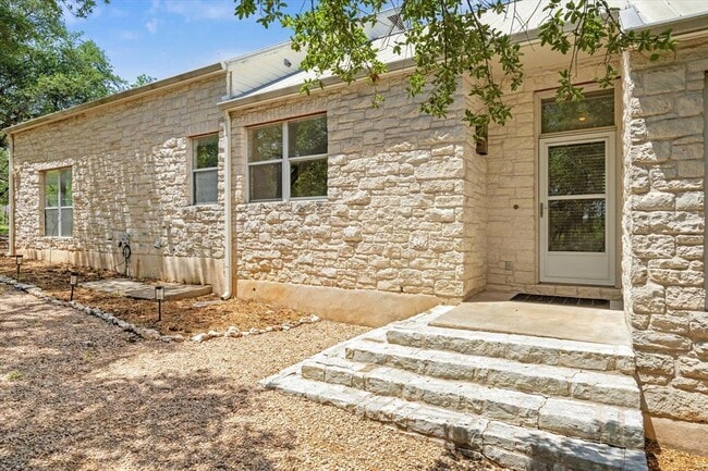 Building Photo - 1700 Patterson Rd Rental