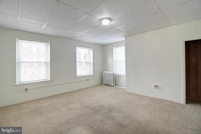 Photo - 604 W Main St Unidad 3