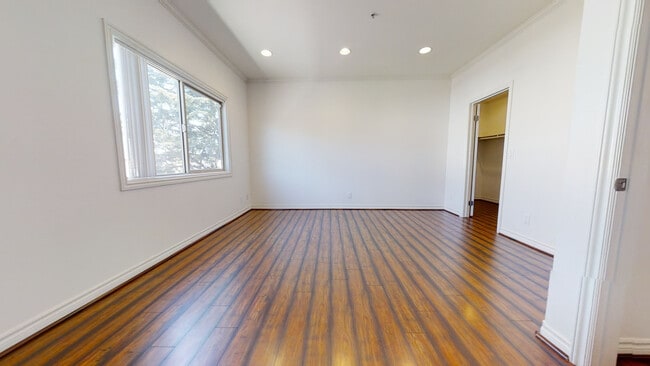 Photo - 14764 Sylvan St Unidad Apt#6