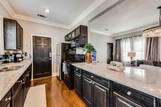4417 Swiss Ave Unit SI ID1571755P