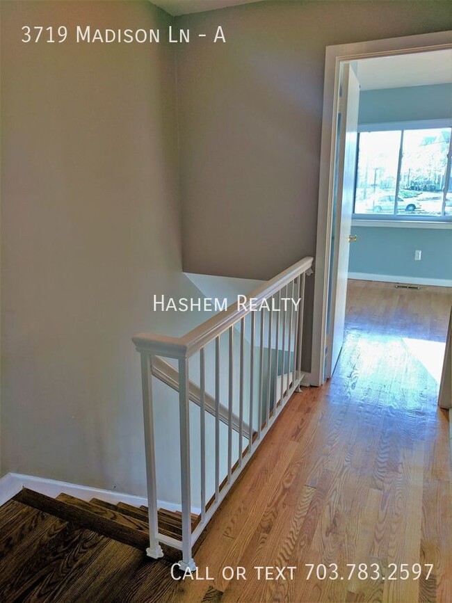 Photo - 3719 Madison Ln