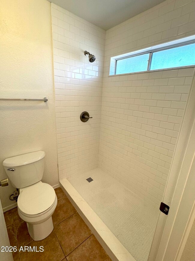 Photo - 2467 W Park Ave