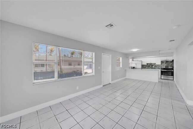 Photo - 15 SE 24th Ave Unit E