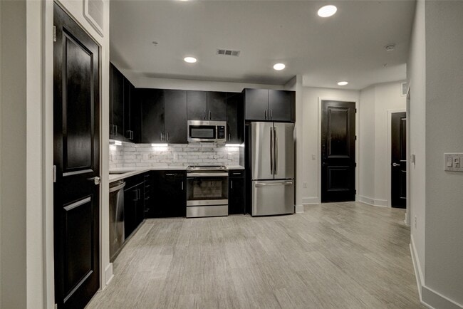 Photo - 6400 Washington Ave