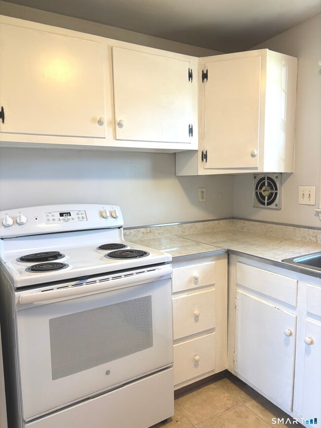Photo - 2 Brickyard Rd Unit 3C