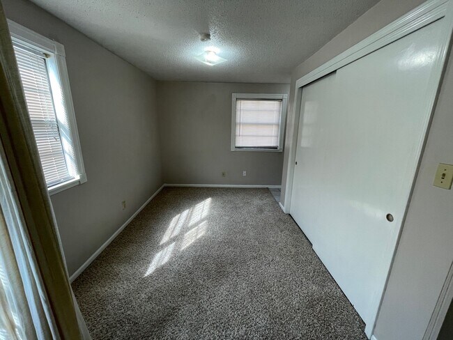 Photo - Great Location! Leasing for 2026-2027 sch...