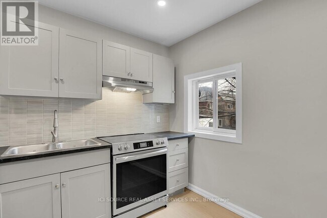 Photo - 113 Fairmont Ave