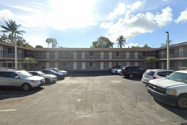 Photo - 510 NW 24th Ave Unit 34